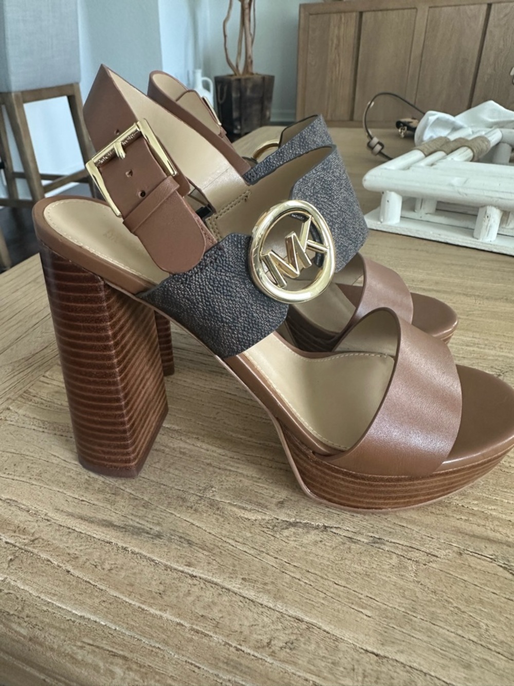 New Michael Kors Brown Leather & Signature Logo Platform Sandals